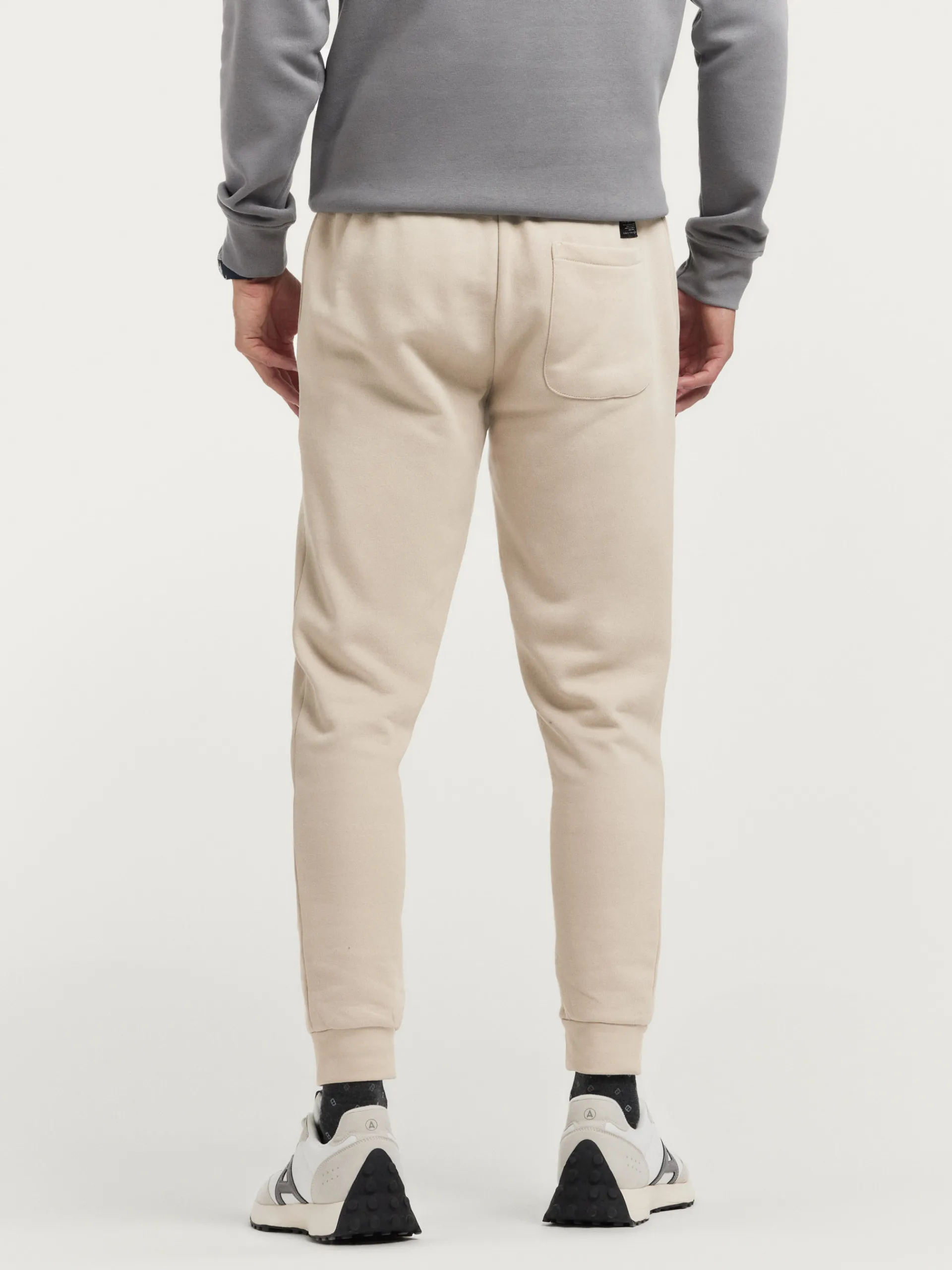 Hombre Alvaro Moreno JOGGER BASIC