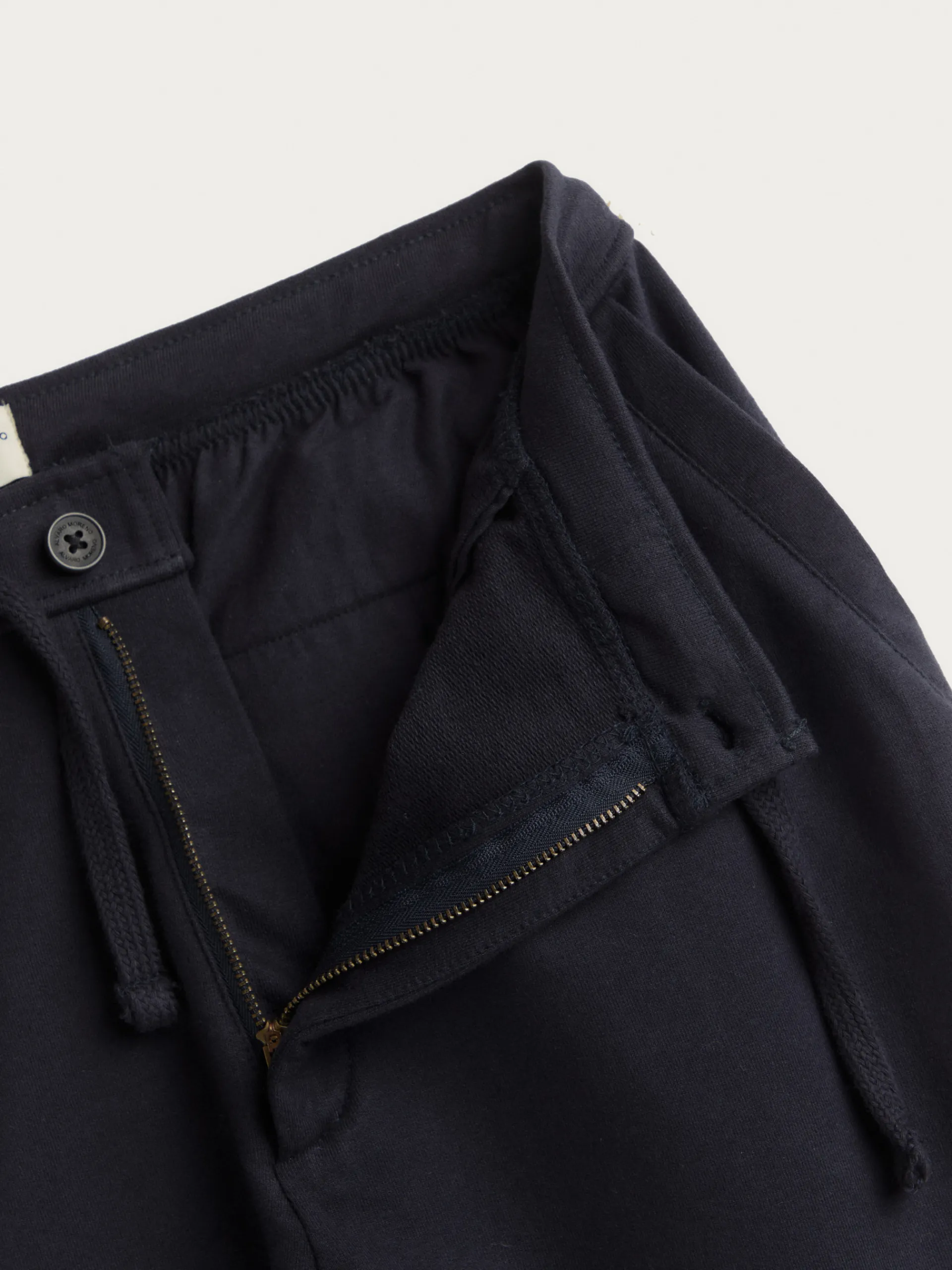 Hombre Alvaro Moreno JOGGER CHINO PUNTO
