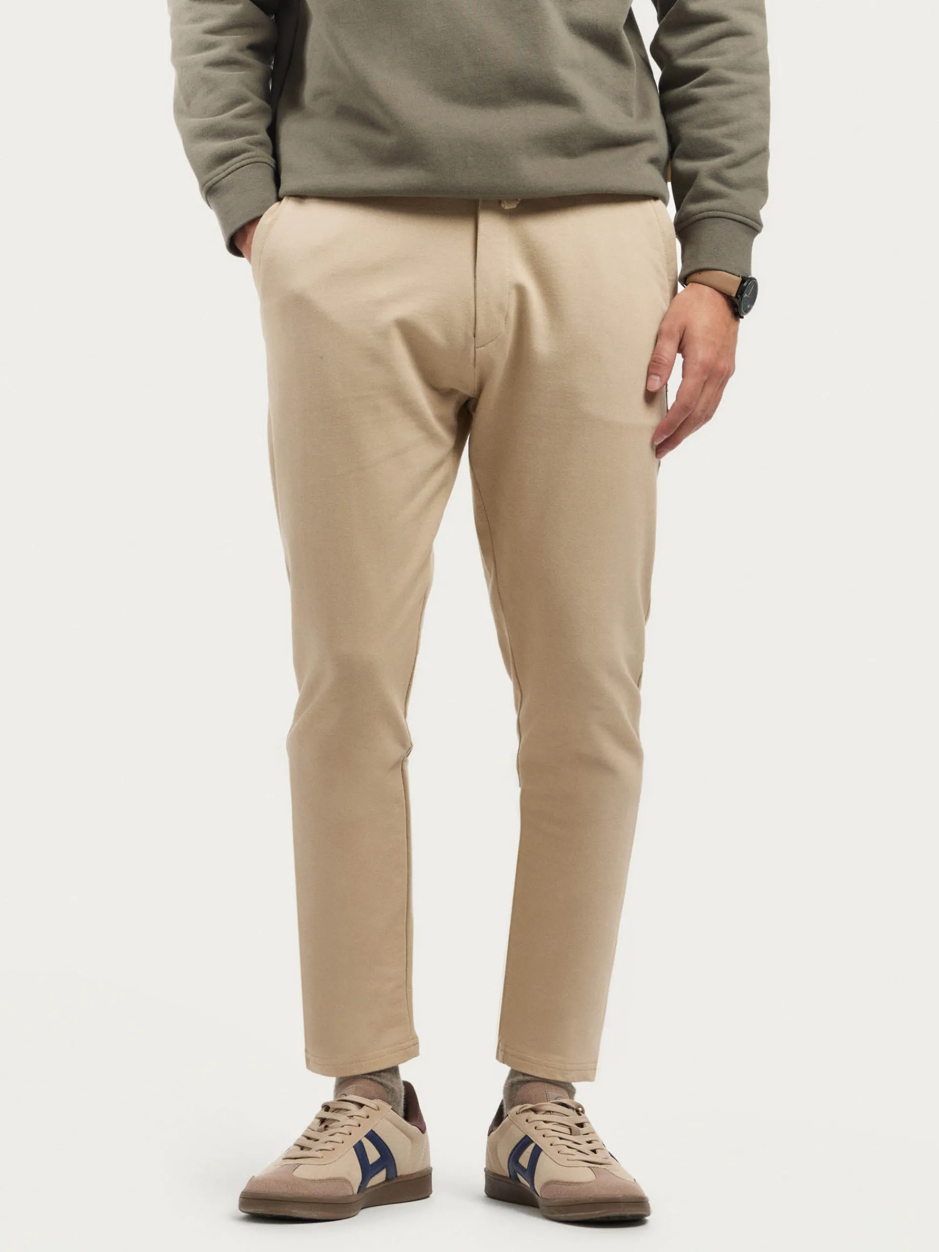 Hombre Alvaro Moreno JOGGER CHINO PUNTO