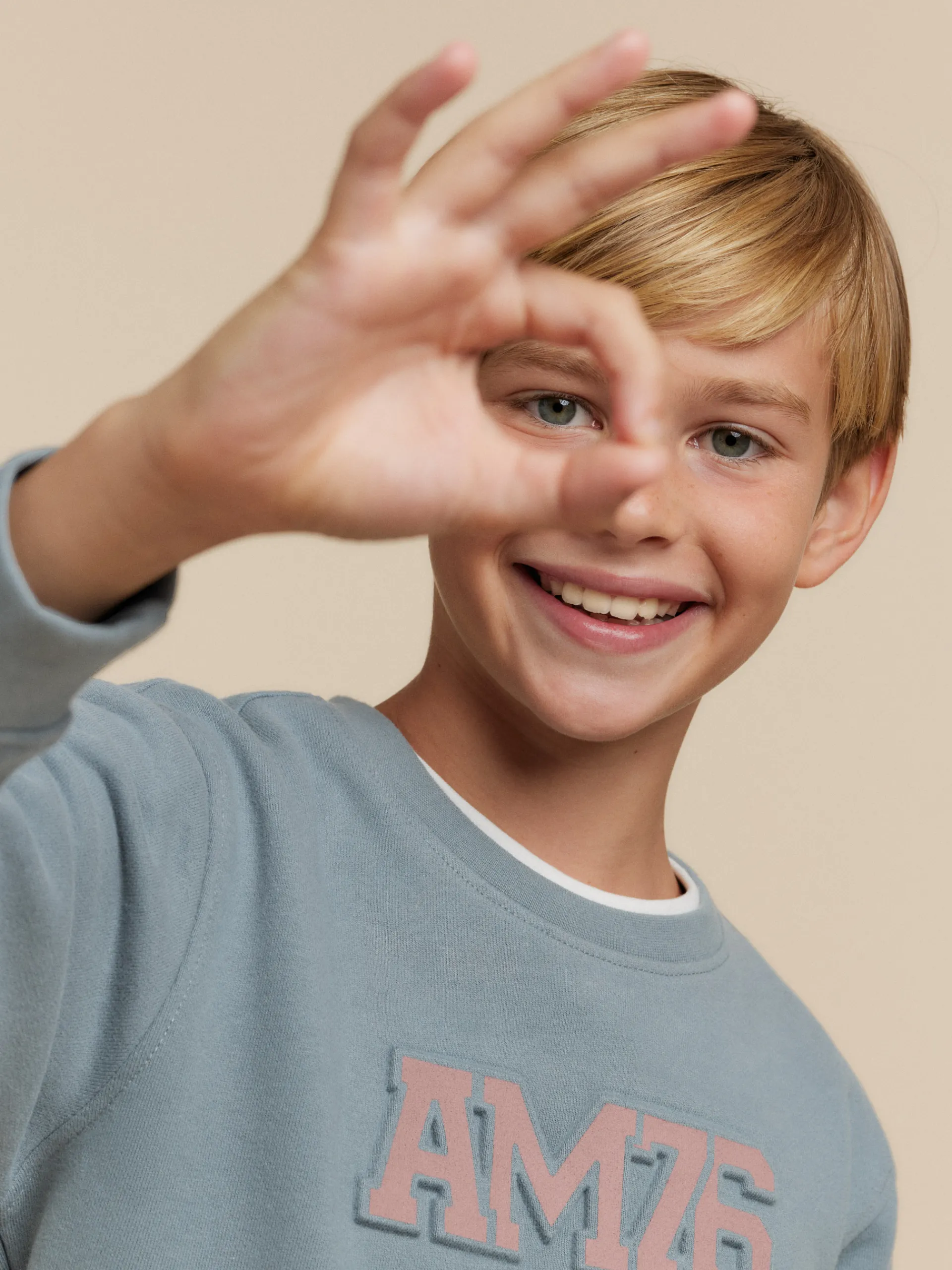 Alvaro Moreno SUDADERA OFFICIAL KIDS
